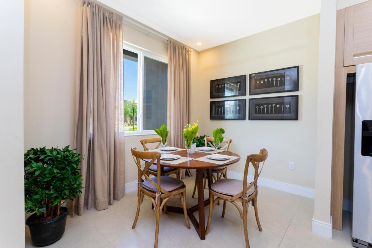 Stunning 4 Bd Close To Disney @ Magic Village 3247 Orlando Exterior foto